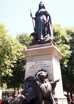 Queen Victoria in Gore Park, Hamilton, Ontario