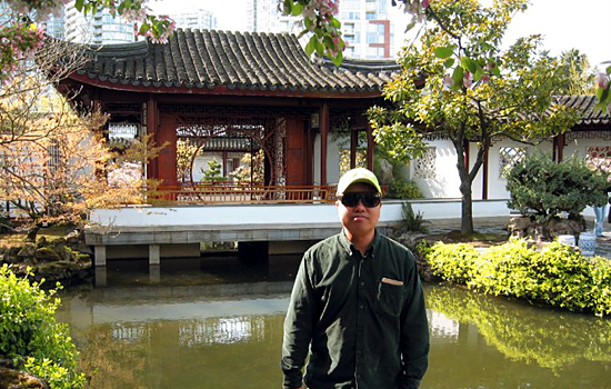 Dan in Dr. Sun Yat-Sen Classical Chinese Garden, Chinatown, Vancouver, British Columbia