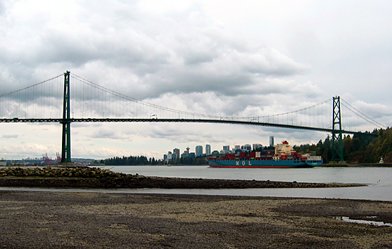 Lions Gate Bridge, First Narrows, Burrard Inlet, Vancouver, British Columbia